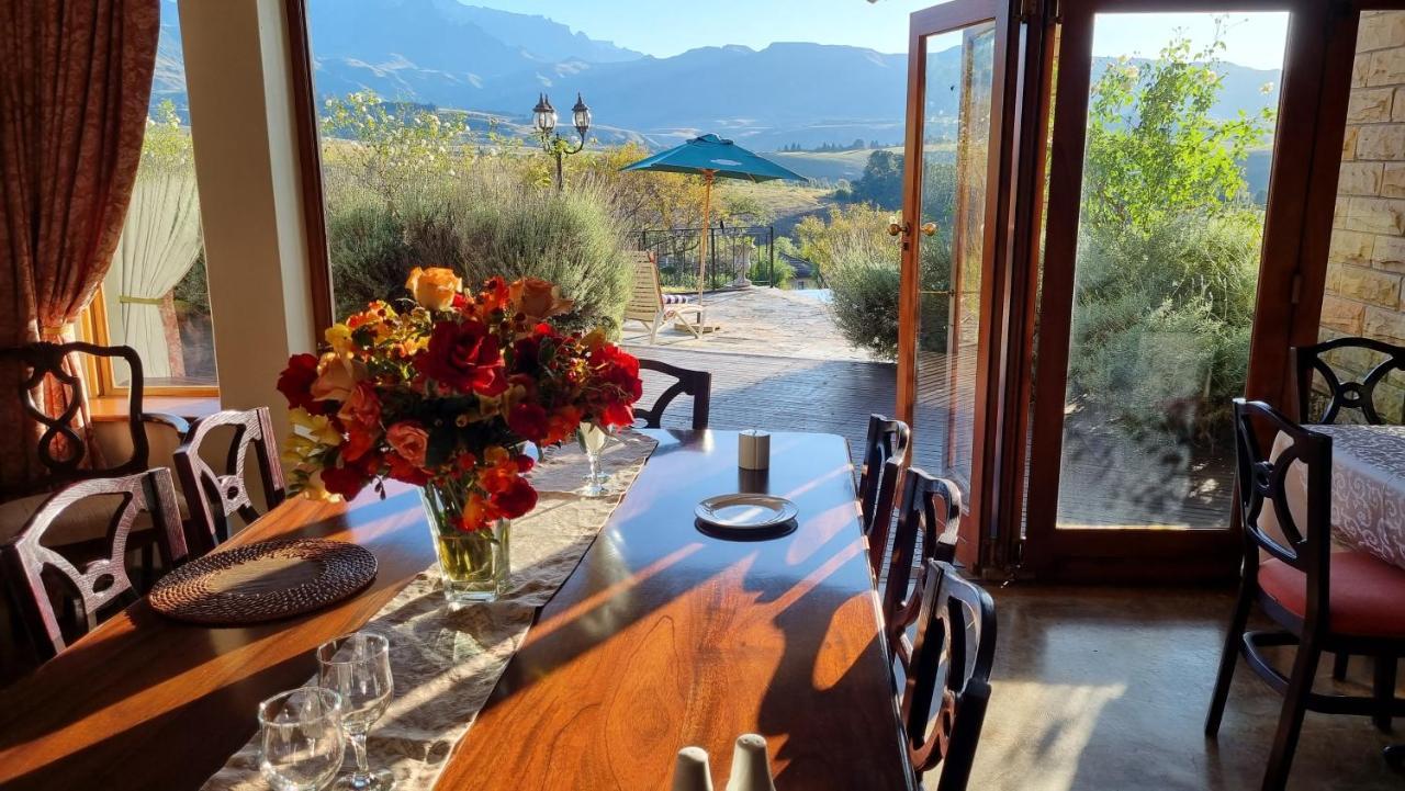 Inkungu Lodge Champagne Valley Dış mekan fotoğraf
