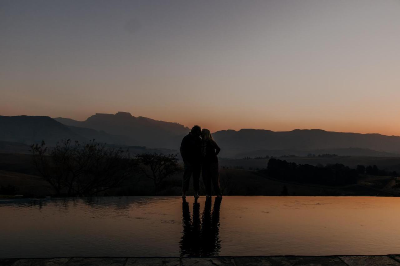 Inkungu Lodge Champagne Valley Dış mekan fotoğraf