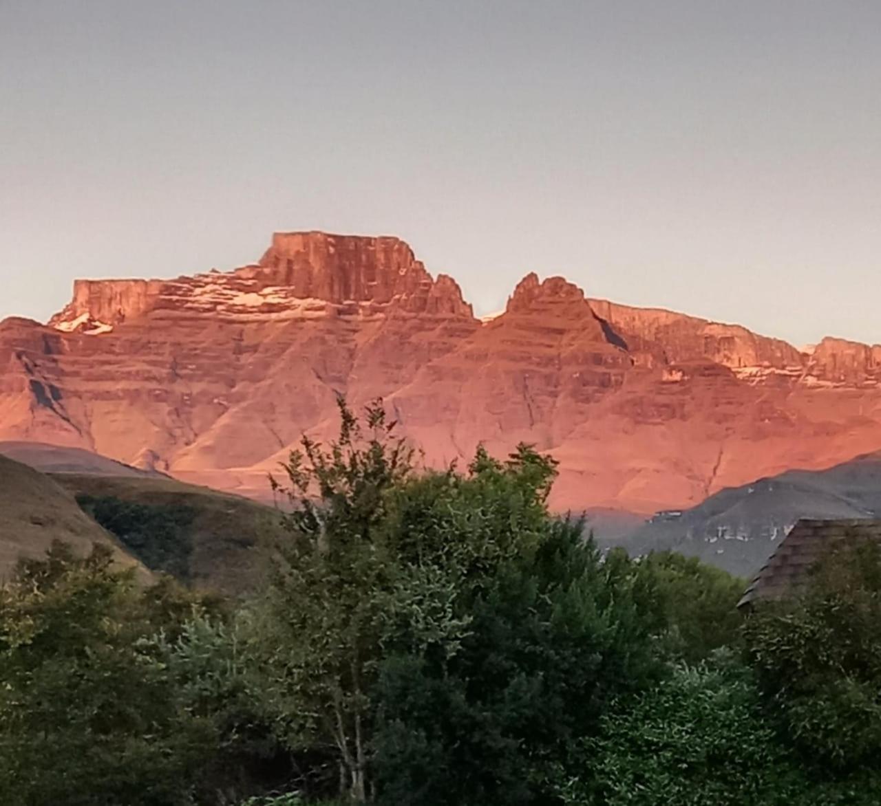 Inkungu Lodge Champagne Valley Dış mekan fotoğraf