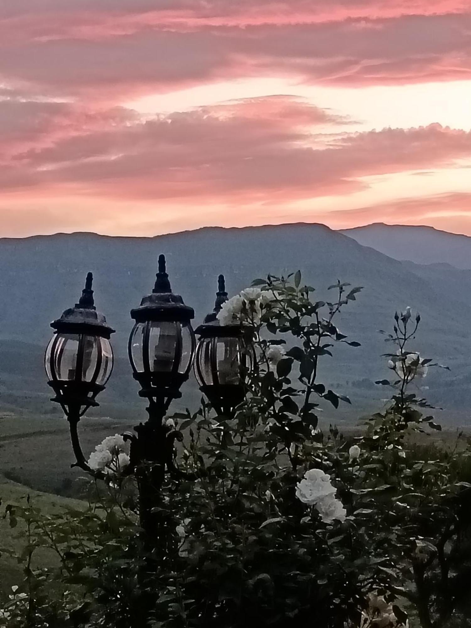 Inkungu Lodge Champagne Valley Dış mekan fotoğraf