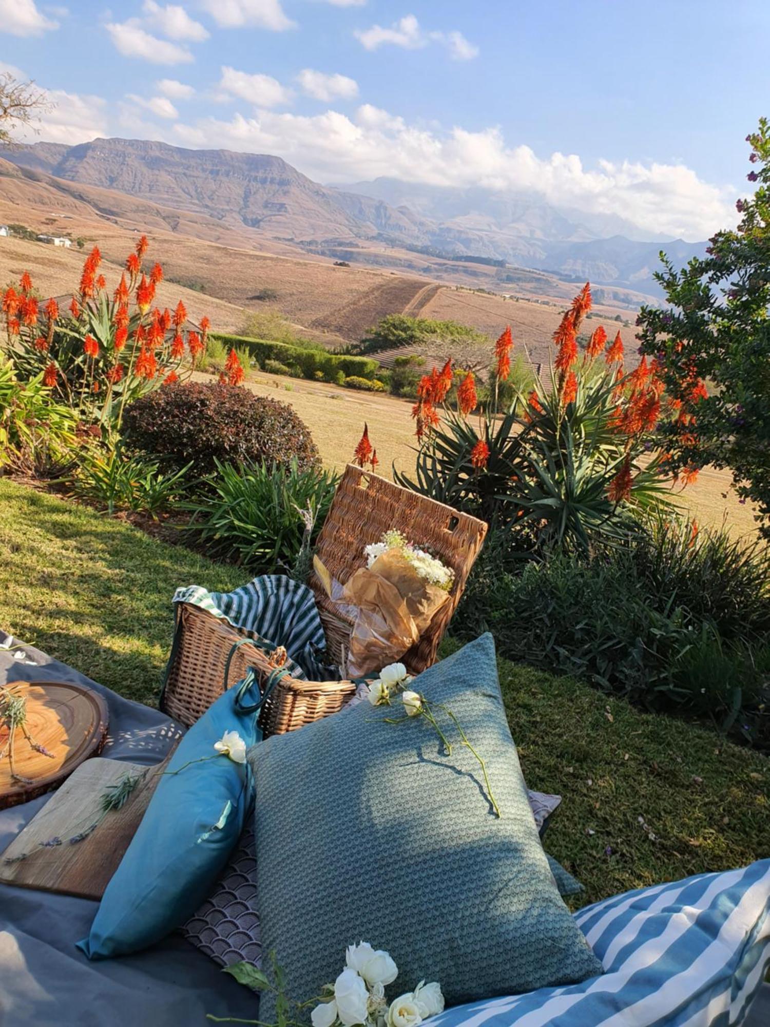 Inkungu Lodge Champagne Valley Dış mekan fotoğraf