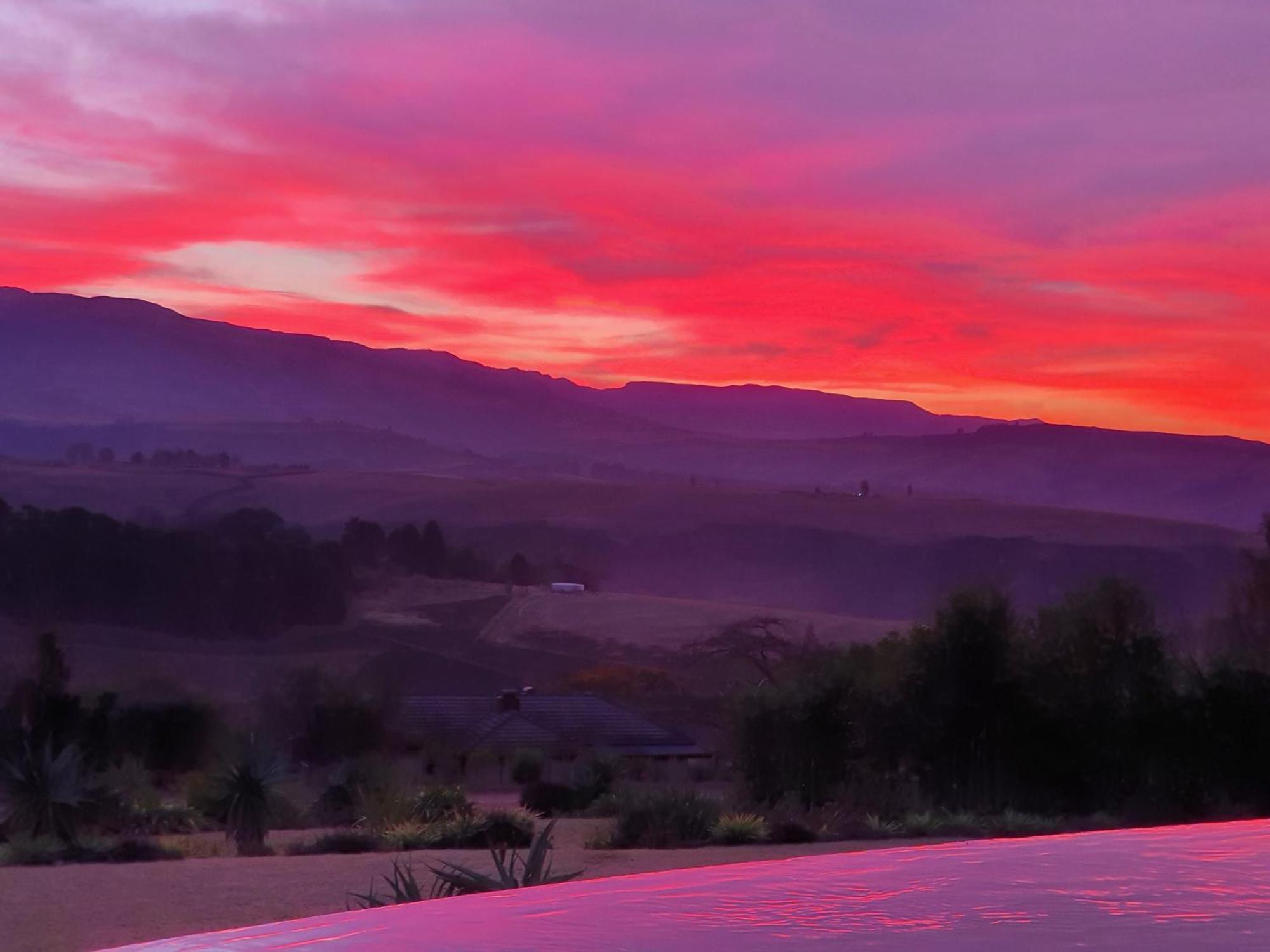 Inkungu Lodge Champagne Valley Dış mekan fotoğraf
