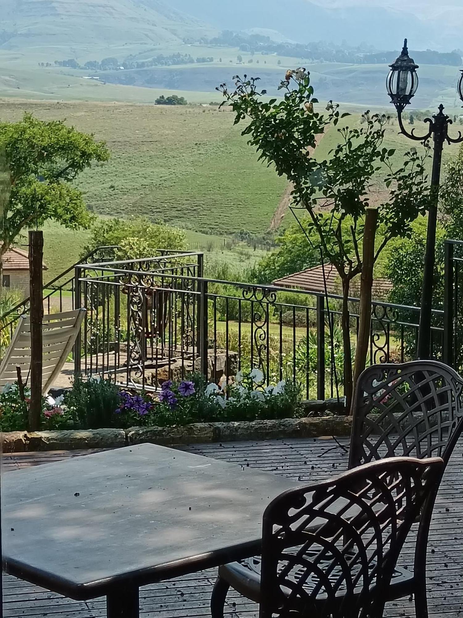 Inkungu Lodge Champagne Valley Dış mekan fotoğraf